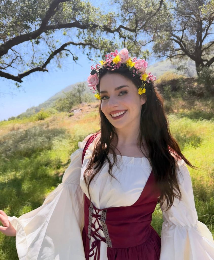 Beautiful Maddie Wren 